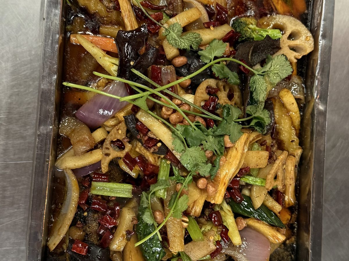 A local lunch served near Wulong's scenic areas